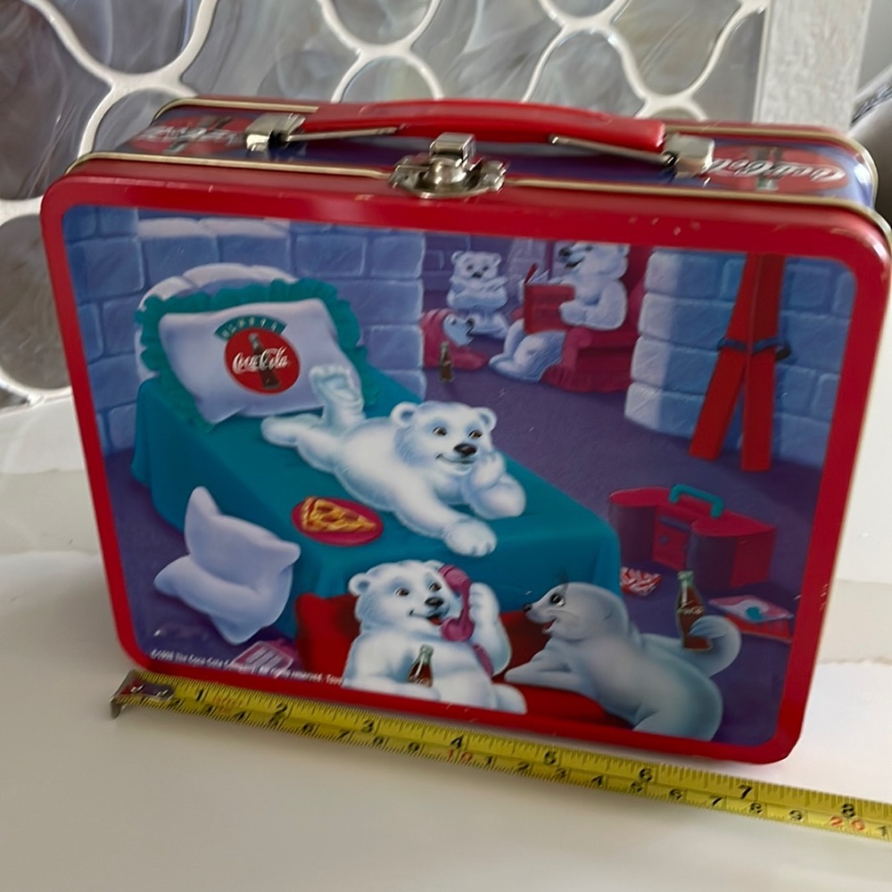 Coca Cola Bears lunch box, metal, good condition, no dents, minimal scratches